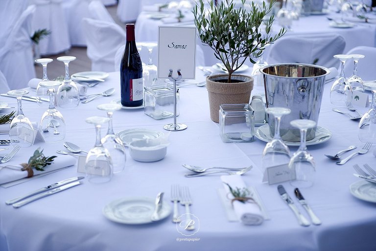 Pret a Papier wedding stationery