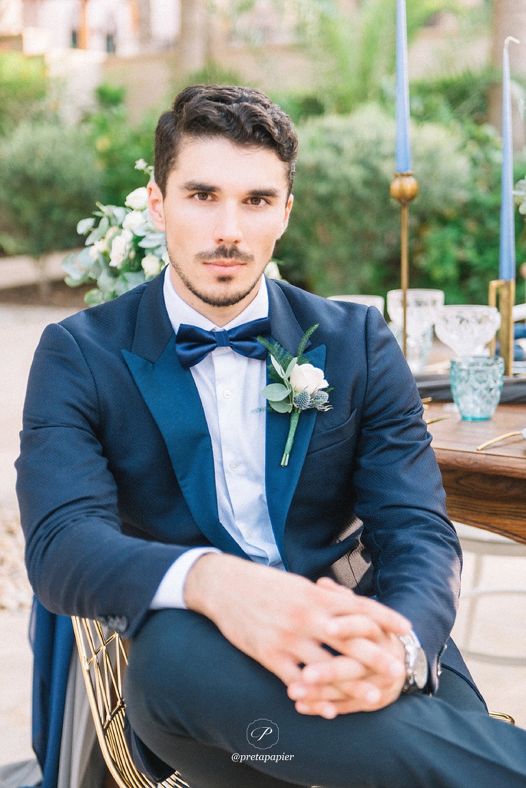 Accents of blue wedding