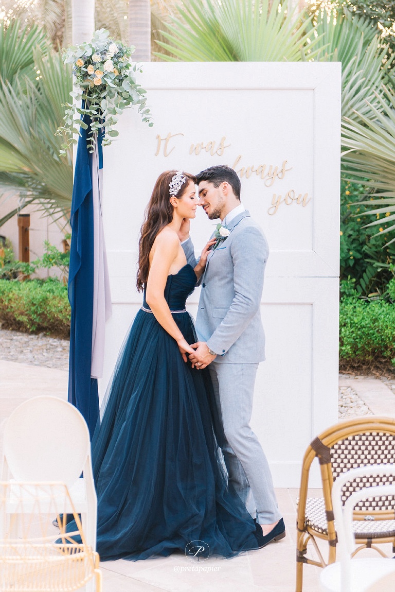 Accents of blue wedding